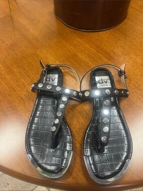 DV by Dolce Vita Black Croc-Embossed Studded T-Strap Sandals with Silver Trim